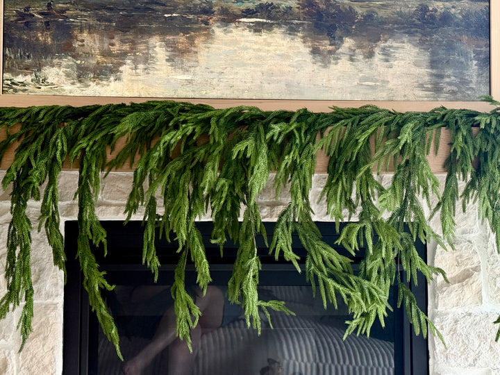 Norfolk Dripping Garland