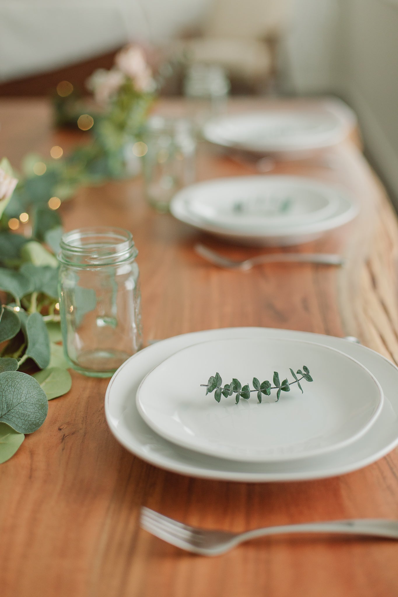 Eucalyptus Mini Stem Wedding Pack Rental